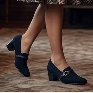 Munro 7N Cindi II American Women Navy Blue Fabric Block Heel Pumps Buckle Strap